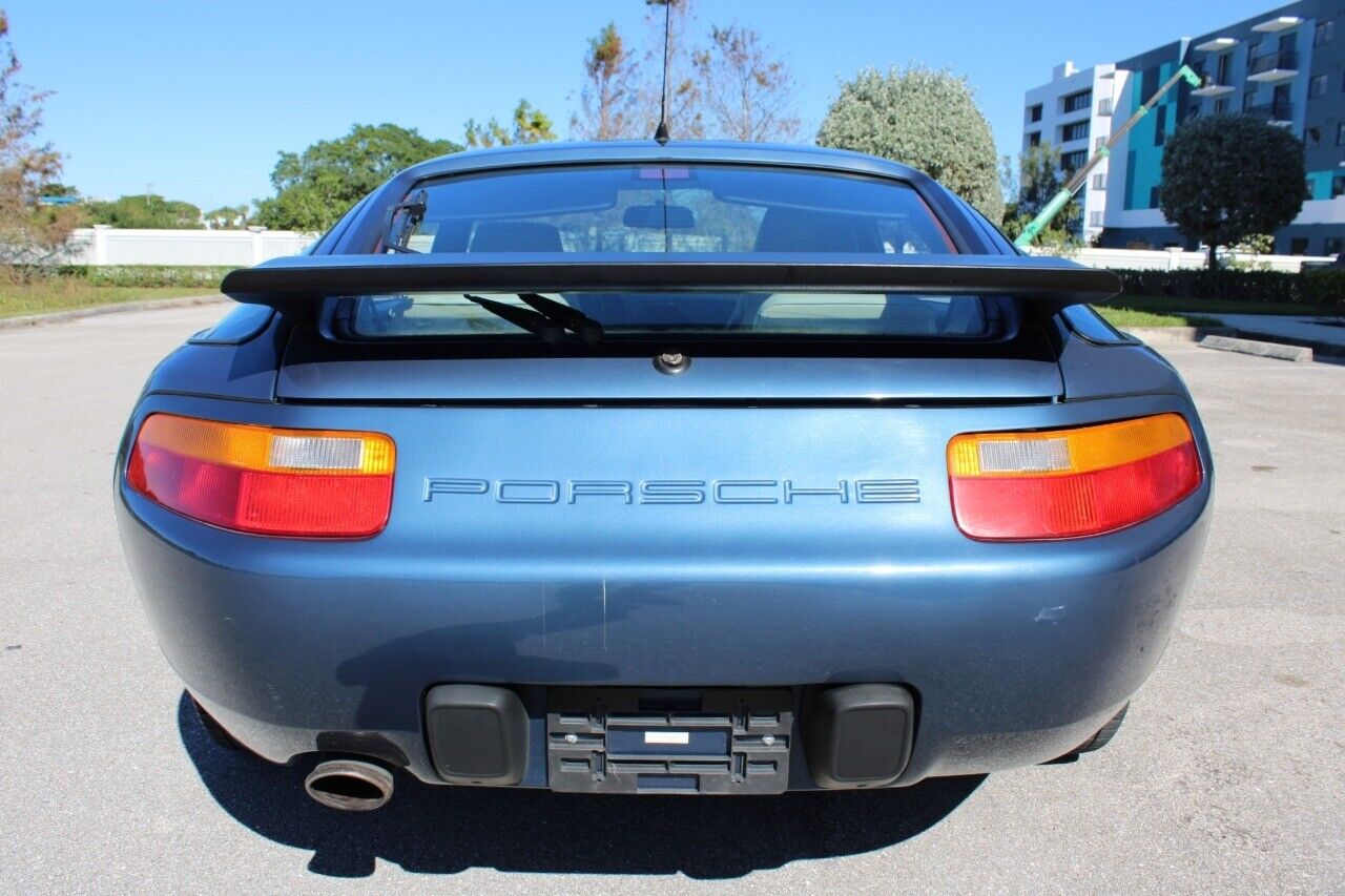 Porsche-928-Coupe-1989-Blue-White-169733-5