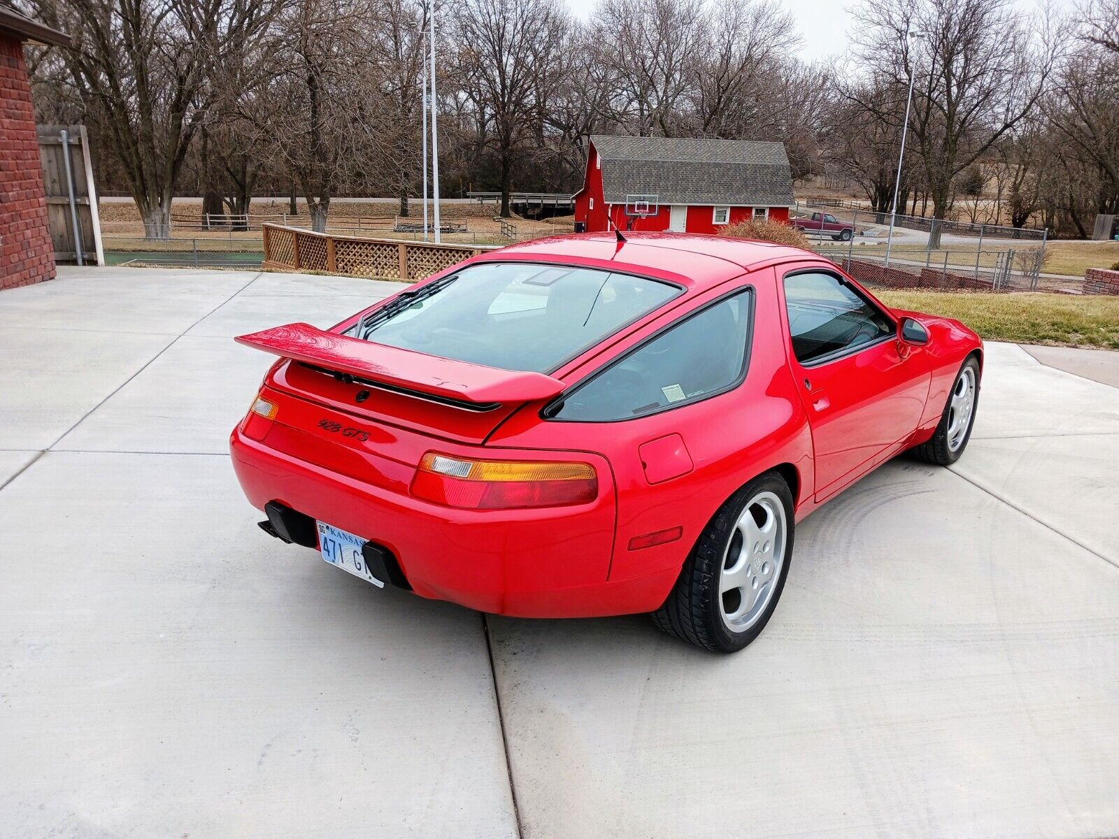 Porsche-928-Coupe-1993-Red-Black-33132-2