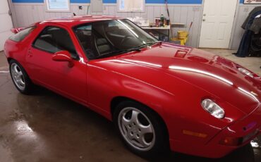 Porsche-928-Coupe-1993-Red-Black-33132-25