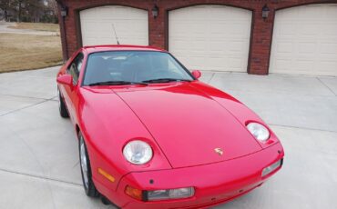 Porsche-928-Coupe-1993-Red-Black-33132-5