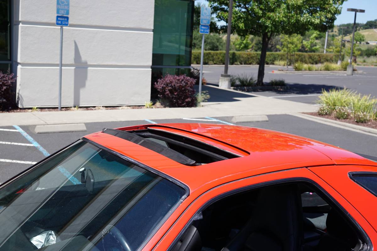 Porsche-928-s-1985-red-130051-18