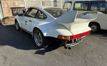 Porsche-930-Coupe-1987-White-Red-167050-6