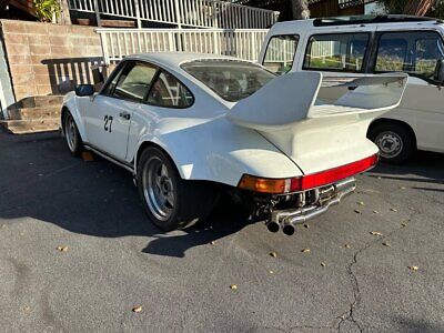 Porsche-930-Coupe-1987-White-Red-167050-6