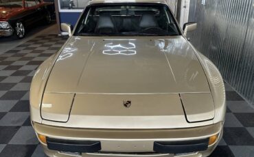 Porsche-944-1984-198665-5