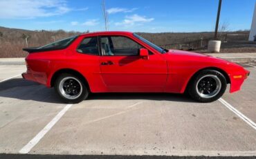 Porsche-944-1984-Red-Tan-54257-1