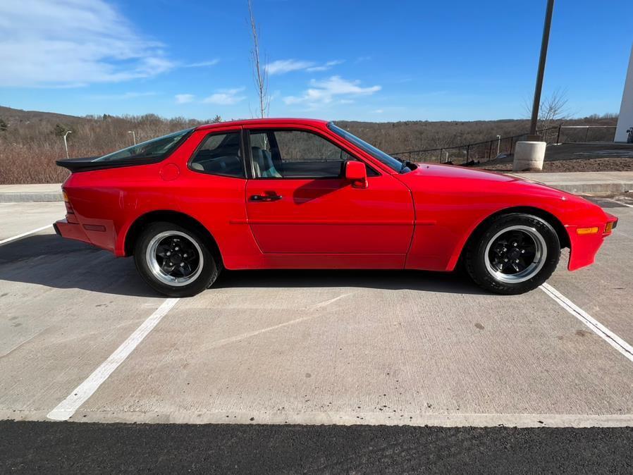 Porsche-944-1984-Red-Tan-54257-1