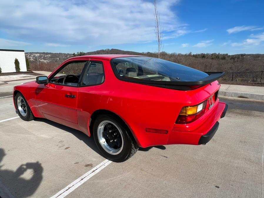 Porsche-944-1984-Red-Tan-54257-6