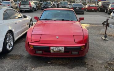 Porsche-944-1984-red-226917-1