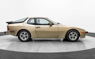 Porsche-944-1985-171812-7