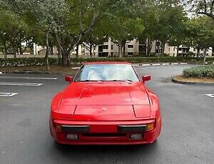 Porsche-944-1985-Red-183460-1