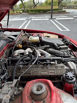 Porsche-944-1985-Red-183460-36