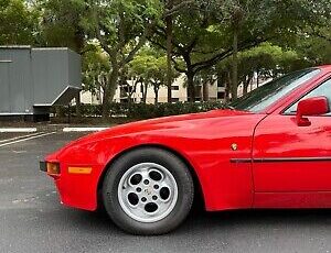 Porsche-944-1985-Red-183460-4