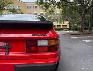 Porsche-944-1985-Red-183460-8