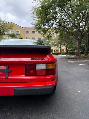 Porsche-944-1985-Red-183460-8