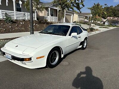 Porsche-944-1985-White-262986-4