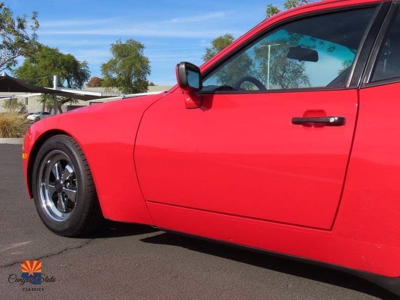 Porsche-944-2dr-coupe-turbo-5-sp-1986-red-113193-18