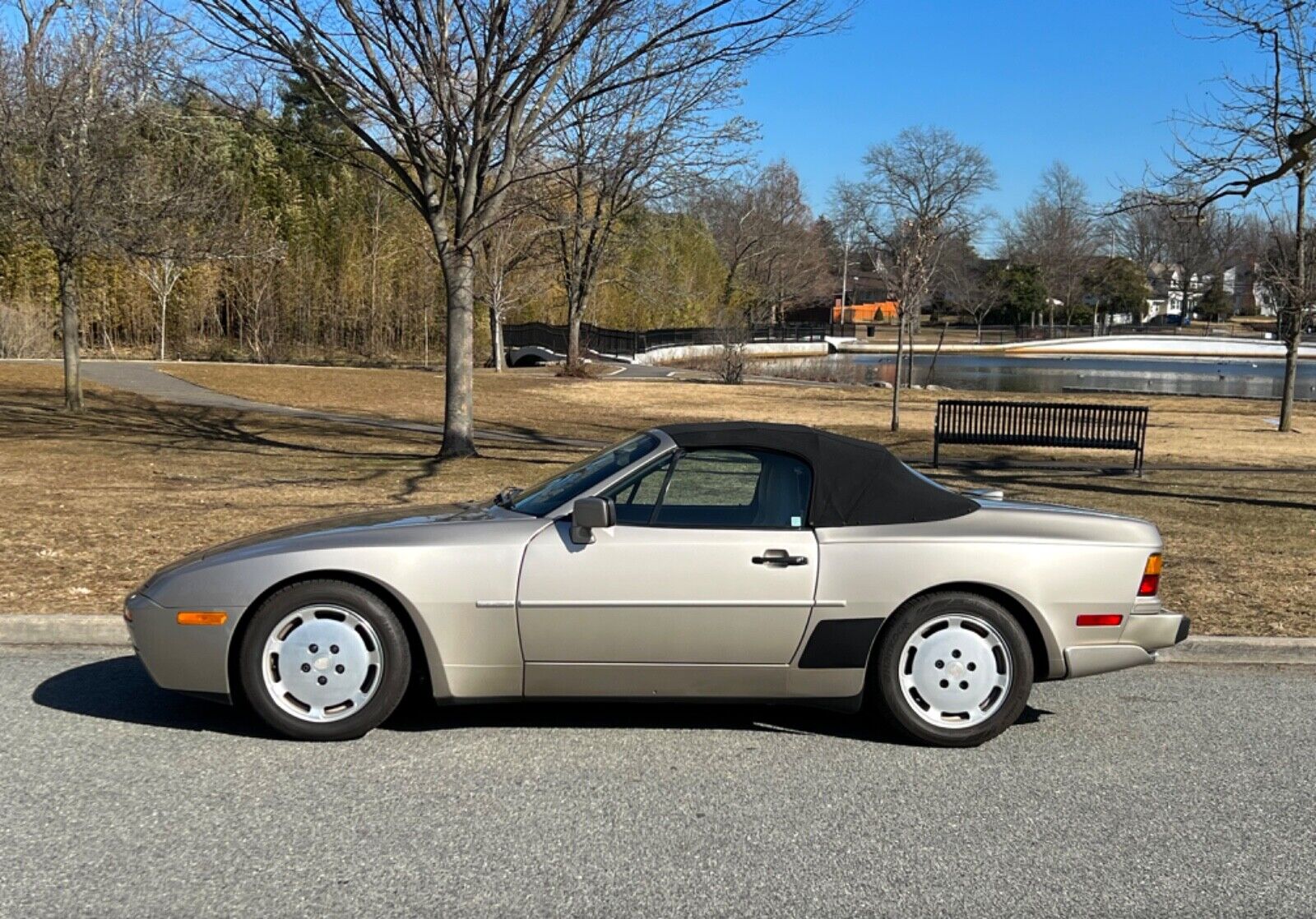 Porsche-944-Cabriolet-1990-Linen-Metallic-Linen-25444-6