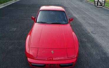 Porsche-944-Coupe-1983-Red-Black-94921-10