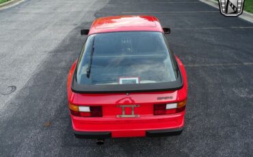 Porsche-944-Coupe-1983-Red-Black-94921-6