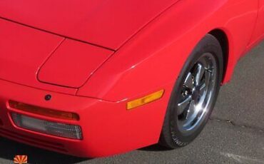 Porsche-944-Coupe-1986-Red-Black-113193-11