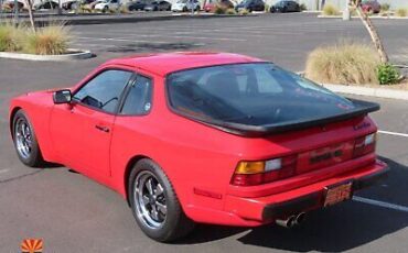 Porsche-944-Coupe-1986-Red-Black-113193-8