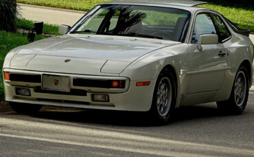 Porsche-944-Coupe-1986-White-Burgundy-72420-16