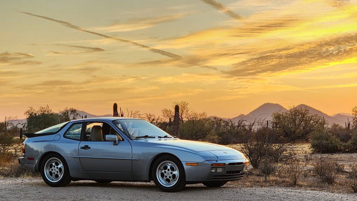 Porsche-944-turbo-1986-88514-15