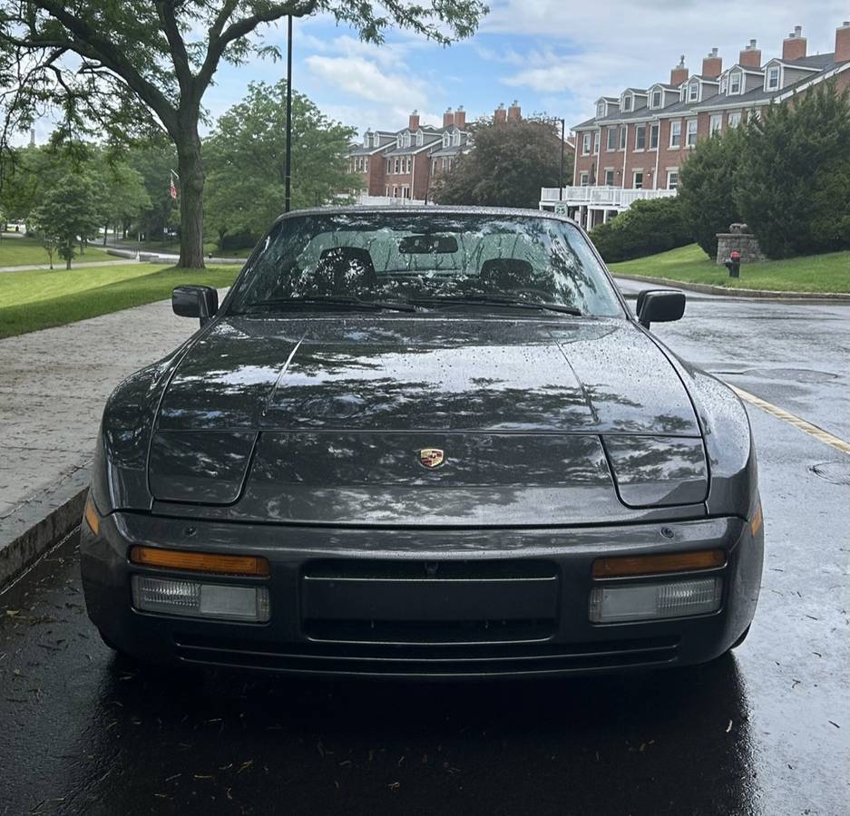 Porsche-944-turbo-1988-black-185509-4