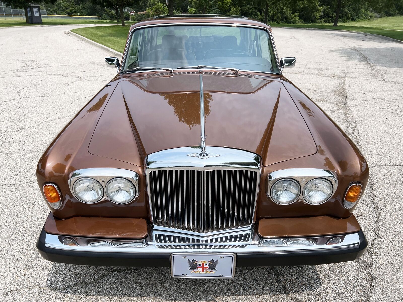 Rolls-Royce-Bentley-T2-1980-4