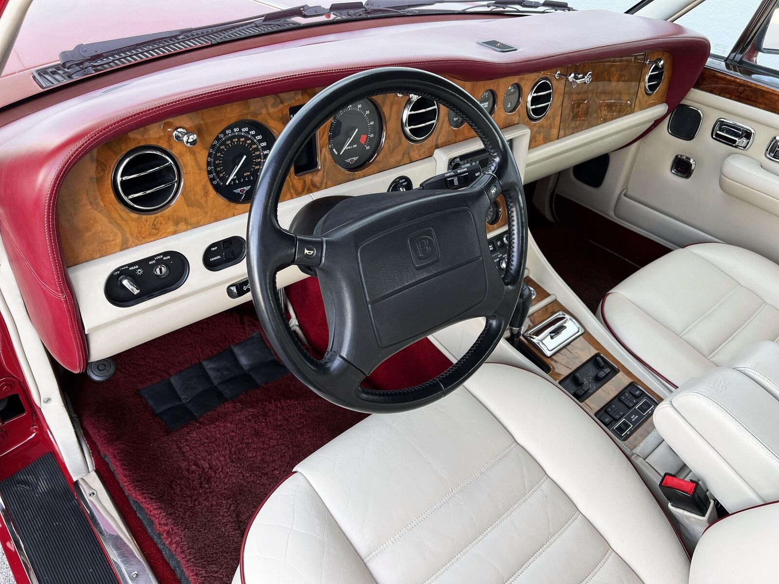 Rolls-Royce-Bentley-Turbo-R-1993-13