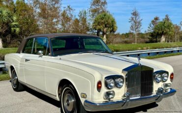 Rolls-Royce-Corniche-1973-16