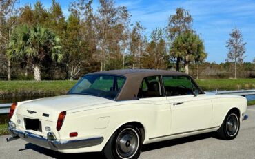 Rolls-Royce-Corniche-1973-21