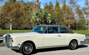 Rolls-Royce-Corniche-1973-22