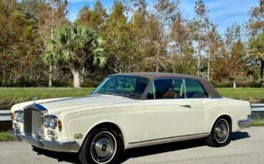 Rolls-Royce-Corniche-1973-4