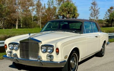 Rolls-Royce-Corniche-1973-7