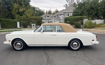 Rolls-Royce-Corniche-1975-5