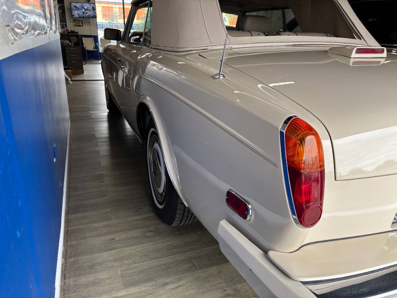 Rolls-Royce-Corniche-Cabriolet-1991-5