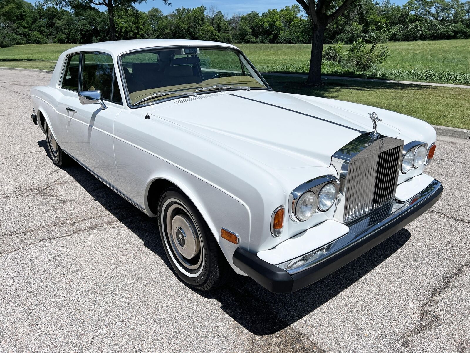 Rolls-Royce-Corniche-Coupe-1979-2