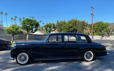 Rolls-Royce-Phantom-Limousine-1960-Black-Tan-135364-4