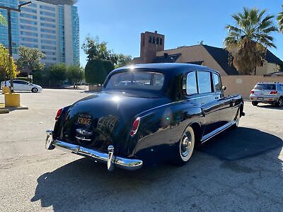 Rolls-Royce-Phantom-Limousine-1960-Black-Tan-135364-6