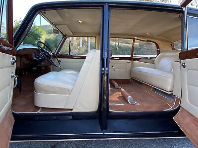 Rolls-Royce-Phantom-Limousine-1960-Black-Tan-135364-8