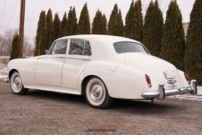 Rolls-Royce-Silver-Cloud-Berline-1964-White-Tan-154194-5