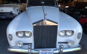 Rolls-Royce-Silver-Cloud-III-Berline-1964-2