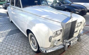 Rolls-Royce-Silver-Cloud-III-Berline-1964-24