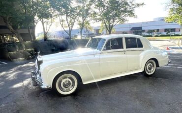 Rolls-Royce-Silver-Cloud-III-Berline-1964-3