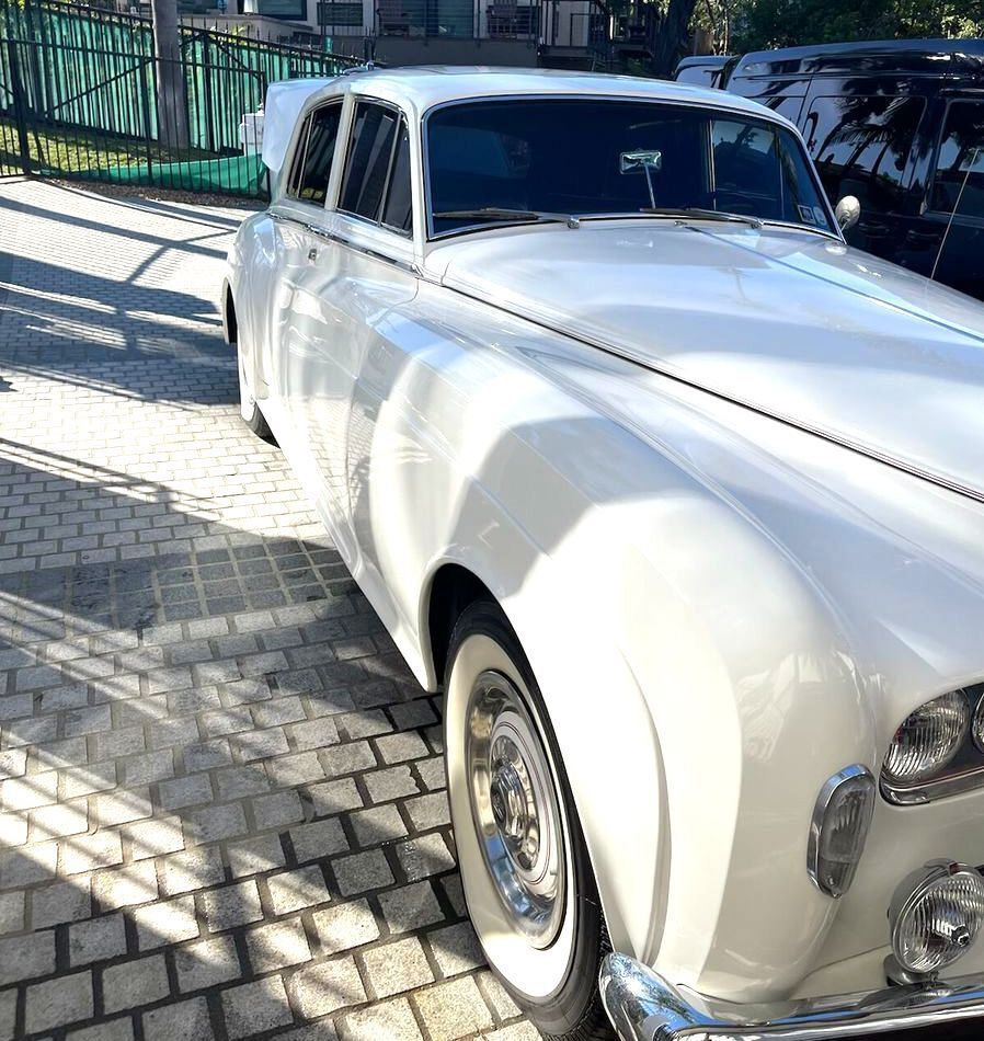 Rolls-Royce-Silver-Cloud-III-Berline-1964-8