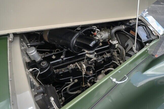 Rolls-Royce-Silver-Dawn-Drophead-Coupe-1952-Green-Tan-0-7