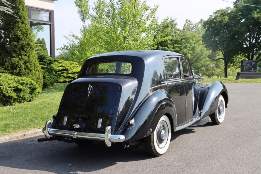 Rolls-Royce-Silver-Dawn-LHD-1951-Black-Tan-0-4