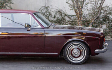 Rolls-Royce-Silver-Shadow-1967-9