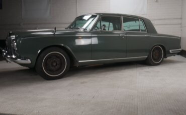 Rolls-Royce-Silver-Shadow-Berline-1967-6